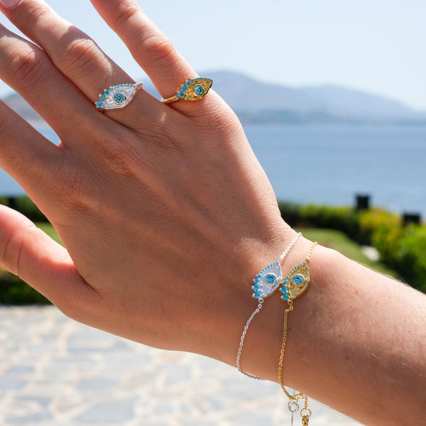 Poseidon Wave Eye Bracelet